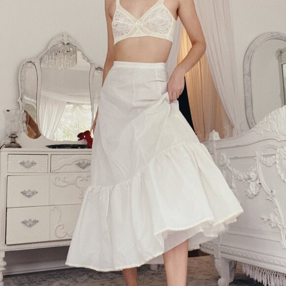 Vintage 1950's White Lace Crinoline Petticoat Ruffle High Waist Maxi Skirt - Picture 9 of 10